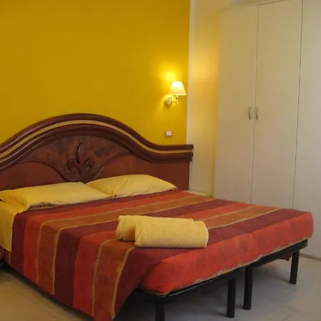 La Ξενοδοχείο με διαμερίσματα 4*