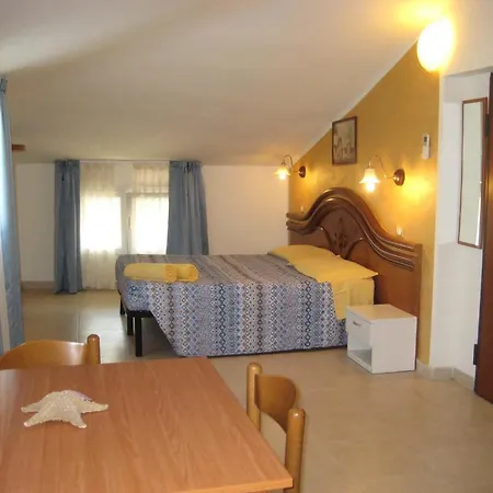 La Hotel apartamentowy