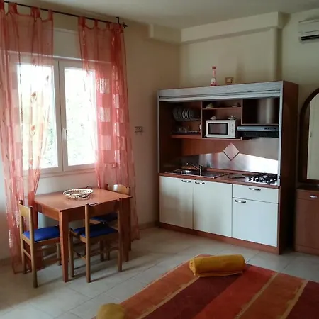 La Hotel apartamentowy